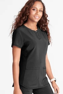 Cherokee Style 749 Scrub-Top mit Rundhalsausschnitt und detailliertem Rundhalsausschnitt in "schwarz" Gr. L - Bild 1 von 5