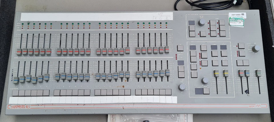 Zero 88 Lightmaster XLS - Spares or Repair!!! - Image 1 of 4