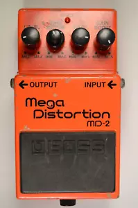 BOSS MD-2 Mega Distortion Guitar Effect Pedal - Picture 1 of 12