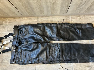 Motorrad Lederhose Herren 52/31 unverwüstbar schwarz mit Schnüren und Gürtel - Bild 1 von 7