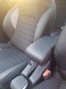 Mittelarmlehne für Peugeot 2008 I Armlehne Armrest PLUG IN+Rote Nähte 2013-2021 - Bild 1 von 6