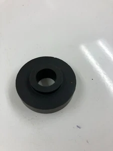 New POLARIS OEM/NOS SNOWMOBILE P/N 5410390 ENGINE MOUNT - Bild 1 von 3