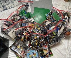 Riesiges Set Legos Sortiment Minecraft Haus Autos Ninjago Space Marvel Gebäude - Bild 1 von 9