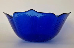 VINTAGE ARCORO FRENCH COBALT BLUE GLASS FIVE PETALS LARGE BOWL - Picture 1 of 6