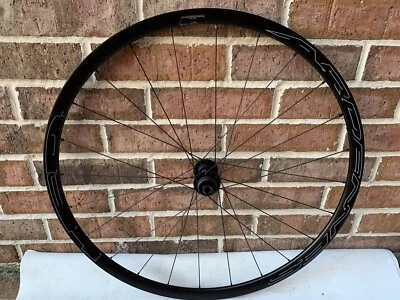 前 HED Ardennes RA Pro Plus 轮 700c 夹钳盘式制动器 — 第 1/4 张图片