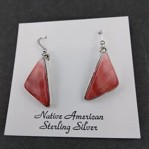 Native American Sterling Silver Navajo Handmade Spiny Oyster Hook Earrings  - Picture 1 of 11