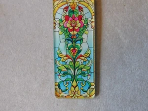 Pretty Necklace w/ Detail Resin Pendant, 18" - Picture 1 of 3