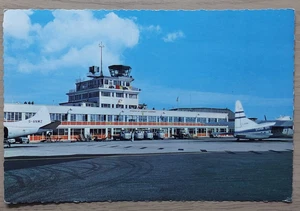 Channel Islands Postcard: Jersey Airport & Silver City Aeroplane. Unposted - Picture 1 of 2