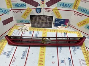 95-96 TOYOTA CAMRY GRILLE GRILL RED oem - Picture 1 of 6