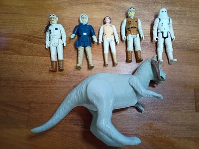 Lote de figuras de acción vintage Star Wars Kenner 1977-1983 Hoth Tauntaun solo Leia Foto 1 de 4