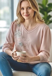 Quaker Factory XL Pink Snowflake Beaded V Neck Pullover Sweater NWOT - Picture 1 of 2