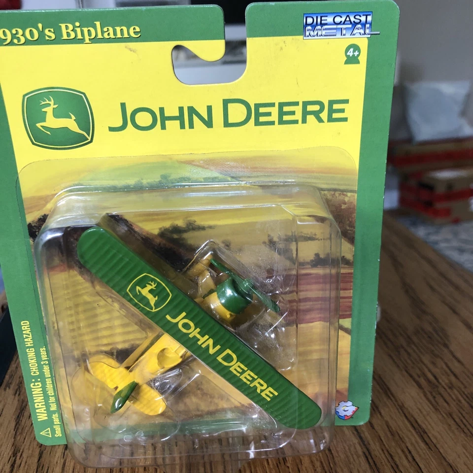 New John Deere 1930's BiPlane Green. Gearbox Die Cast Metal 2006 - Image 1 of 4