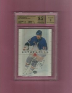 1999-00 Wayne Gretzky Upper Deck HOLOGRFX Authentic Signature BGS 9.5 Auto 9