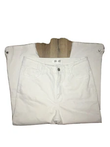 K. Jordan White Denim 5 Pocket Rhinestone Ankle Snaps Crop Jeans Size 6 - Picture 1 of 4