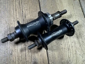 ATOMIC NOVATEC Hubsey 32H 32 Löcher mit Muttern Gewindeachsen 100mm 135mm NEU - Bild 1 von 9