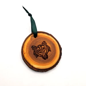 Celtic Wolf Wooden Ornament, Natural Tree Slice Celtic Animal Symbol - Picture 1 of 6