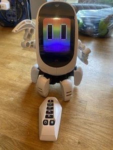 Silverlit Robot Radio Controlled Rainbow Light Up Face Fully Working - Picture 1 of 12