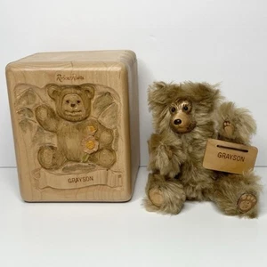 Oso grisson Robert Raikes Wee Whittles con caja tallada • Limitado 214/500 - Imagen 1 de 5
