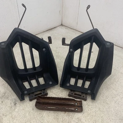 06-09 ARCTIC CAT DVX250 DVX 250 FOOT PEGS WITH MUD HEAL GUARD #428 - Image 1 of 4