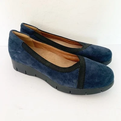Clarks Artisan Daelyn Hill Blue Suede Slip On Womens 8M Comfort Casual Shoes EUC - Image 1 of 4