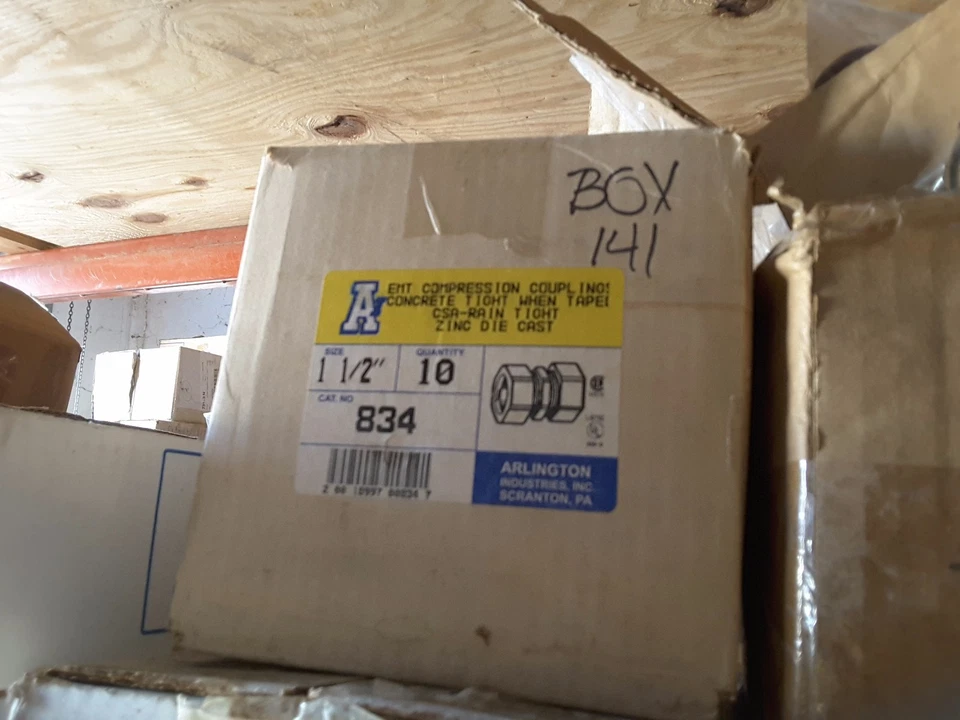 (10) Arlington 834 1-1/2 " EMT IMC Compression Connector RAIN CONCRETE NEW $25 - Image 1 of 1