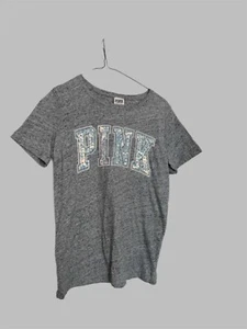 T-shirt Victoria Secret's ROSA logo TG M grigio rosa/blu paillettes stravagante - Foto 1 di 3