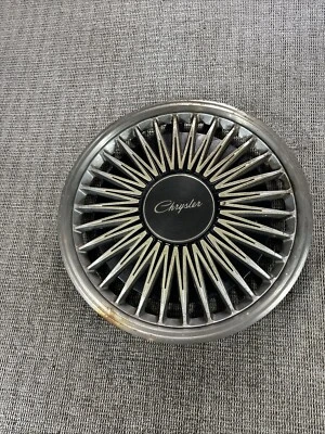 Tapacubos Chrysler Lebaron 14 pulgadas 1987 Foto 1 de 4