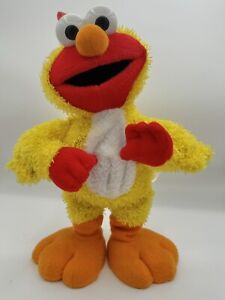 Sesame Street Chicken Dance Elmo Toy 2001 Fisher Price Mattel Dances Sings Talks