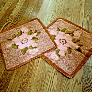 Vintage Utica Fine Arts J P Steven’s Waschlappen 2er Set Blumenmuster 13 x 13 #2 - Bild 1 von 6