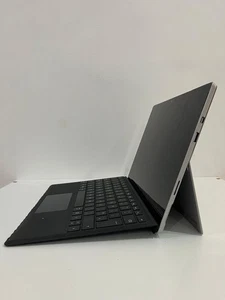 Microsoft Surface Pro 7 2-in-1 i5-1035G4 8GB RAM 256GB SSD QHD Windows 10 Pro A - Picture 1 of 9