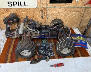 Camion radiocomandato Traxxas T-Maxx modello 4910 con telecomando e manuale COSÌ COM'È - Foto 1 di 19