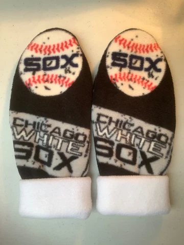 Chicago White Sox handcrafted women’s FLEECE mittens MLB baseball winter gloves Cover