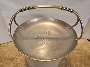 Vintage MCM B. W. Buenilum Hammered Aluminum 9” Dish Twisted Handle Grape Stamp - Picture 1 of 7