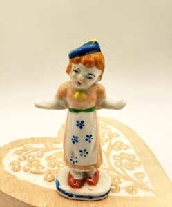 Occupied Japan Hadson Girl 1940s RARE Anchor Stamp Blue Hat & Apron Figurine 4" - Picture 1 of 8