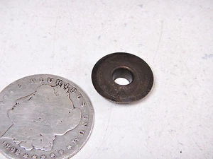 73 YAMAHA TX500 INTAKE/EXHAUST VALVE SPRING KEEPER  - Picture 1 of 4