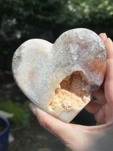 Large Brazilian Druzy Pink Amethyst Crystal Heart 399g AAA+ 13 - Picture 1 of 12