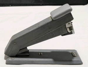Bostitch B5B Hefter 1940er grau Metalloberfläche strapazierfähig 7" Büroklammer EUC - Bild 1 von 12