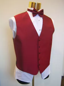 NUEVO Conjunto Rojo Formal Chaleco y Moño - Hombres Talla Mediana 39-43 / 32-36 Cintura R1 - Imagen 1 de 1