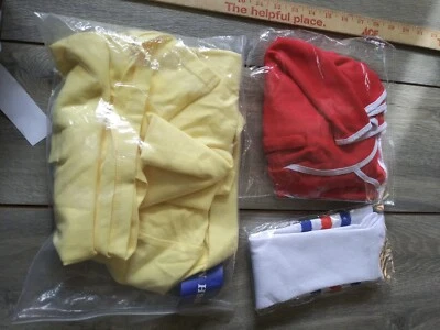 Conjunto de fantasias esportivas masculinas de camisa, shorts e meias de futebol - Imagem 1 de 3