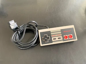Original NES Nintendo Entertainment System NES-004 Controller Original - Bild 1 von 4