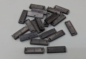 (20) AMP 102203-3 Stiftleiste 16-Pin 0,100" ummantelt rechter Winkel - Bild 1 von 4