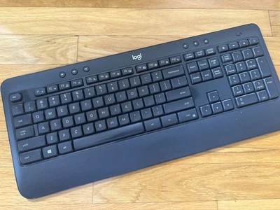 Logitech K540 Advanced Wireless Keyboard With UNIFYNG USB Receiver  in Miami. - Image 1 of 4