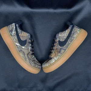 Rare 2018 Nike Air Force 1 Low x Realtree Black Camo Boys SZ 4.5Y Women SZ 6 - Bild 1 von 16