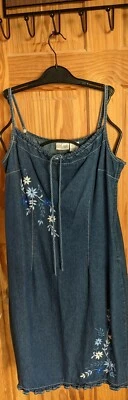 Vestido vaquero vintage años 90 Newport News para mujer talla 12 vestido sin solero bordado boho Foto 1 de 4