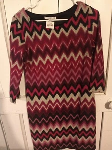 Women's Dress - Picture 1 of 3