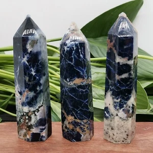 500 g Varita de punta de cristal de cuarzo obelisco natural sodalita curación aleatoria - Imagen 1 de 16
