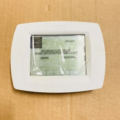 Honeywell TH9421C1004 VisionPRO IAQ Programmable Thermostat 7 Day Touchscreen - Image 1 of 4