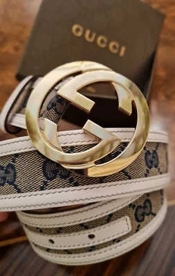 Cinturón Gucci Clásico GG Supreme Lona Borde Blanco Hebilla Dorada 105 cm- 36/38 Cintura - Imagen 1 de 4