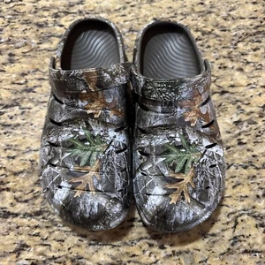 Mens Rugged Shark  Sz 5 Camo Real Tree Edge Slides Clogs Slipper Camouflage NWOT - Picture 1 of 5