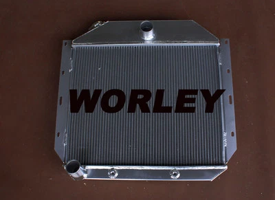 Radiador de aluminio para International Harvester Truck 1951-1957 Foto 1 de 4